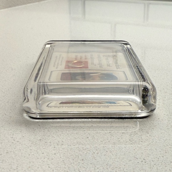 Vintage Gone With the Wind Glass Paperweight Stamp Rhett Butler Scarlett O'Hara - Picture 6 of 16